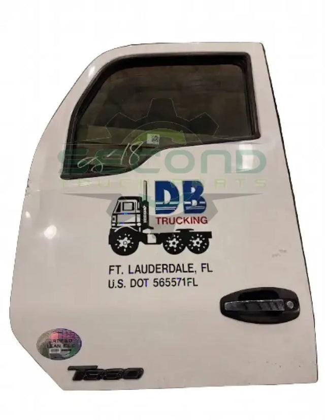 R25-1287-001 Genuine Kenworth Left Hand White Door T680/T880 - Second Truck Parts