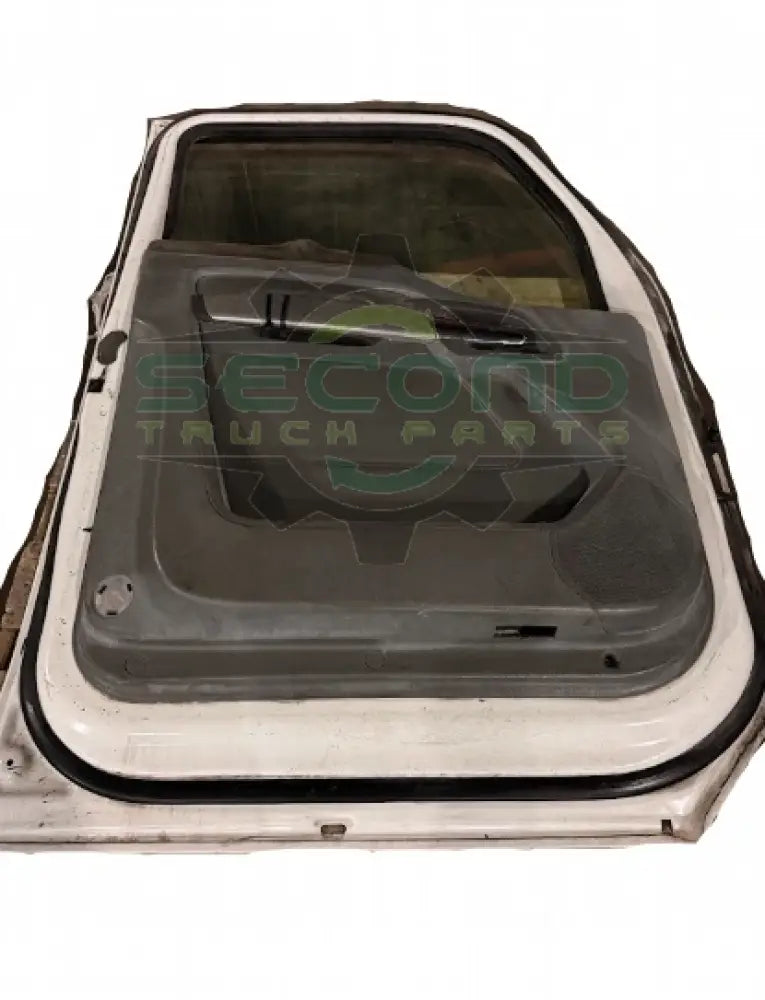 R25-1287-001 Genuine Kenworth Left Hand White Door T680/T880 - Second Truck Parts