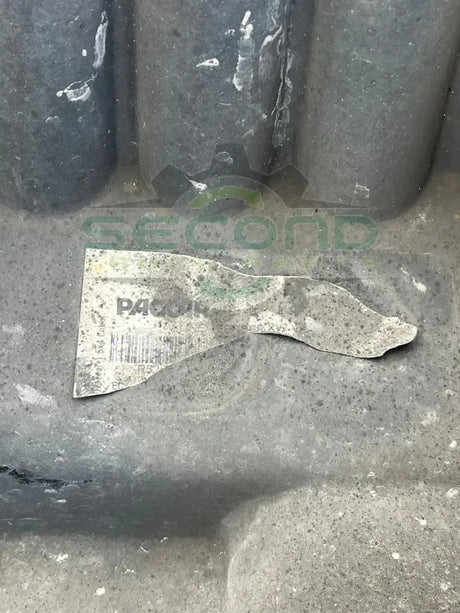 R52-6051 Genuine Kenworth Right Hand Inner Fender Liner - Second Truck Parts