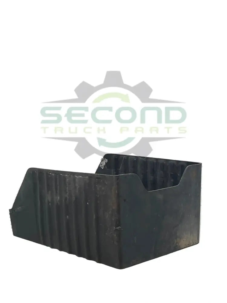 32MK5111AM Genuine Mack Battery Box - Second Truck Parts