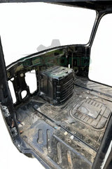 Genuine Mack Black Cab CXU613 - Other Truck Parts