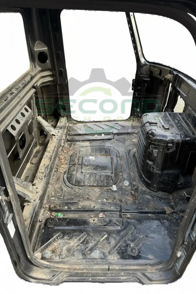 Genuine Mack Black Cab CXU613 - Other Truck Parts