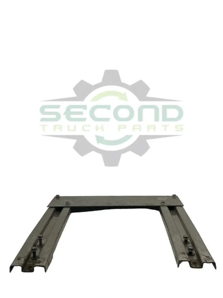 MAC06-2467 Genuine Mack Grille CV713 - Second Truck Parts
