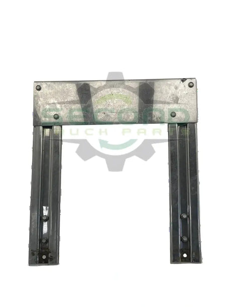 MAC06-2467 Genuine Mack Grille CV713 - Second Truck Parts