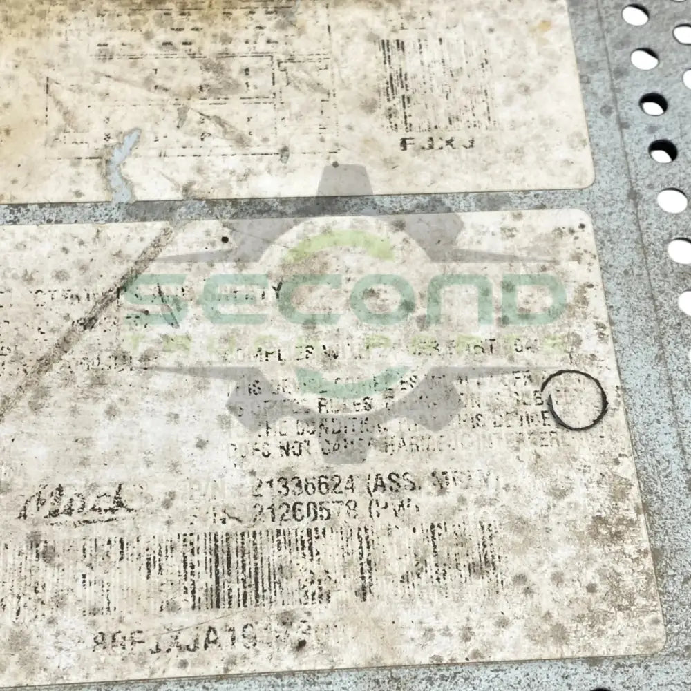 21260578 Genuine Mack Radio - Second Truck Parts