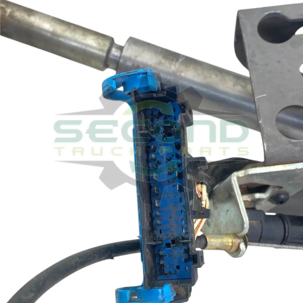 84753576 Genuine Mack Steering Column - Second Truck Parts