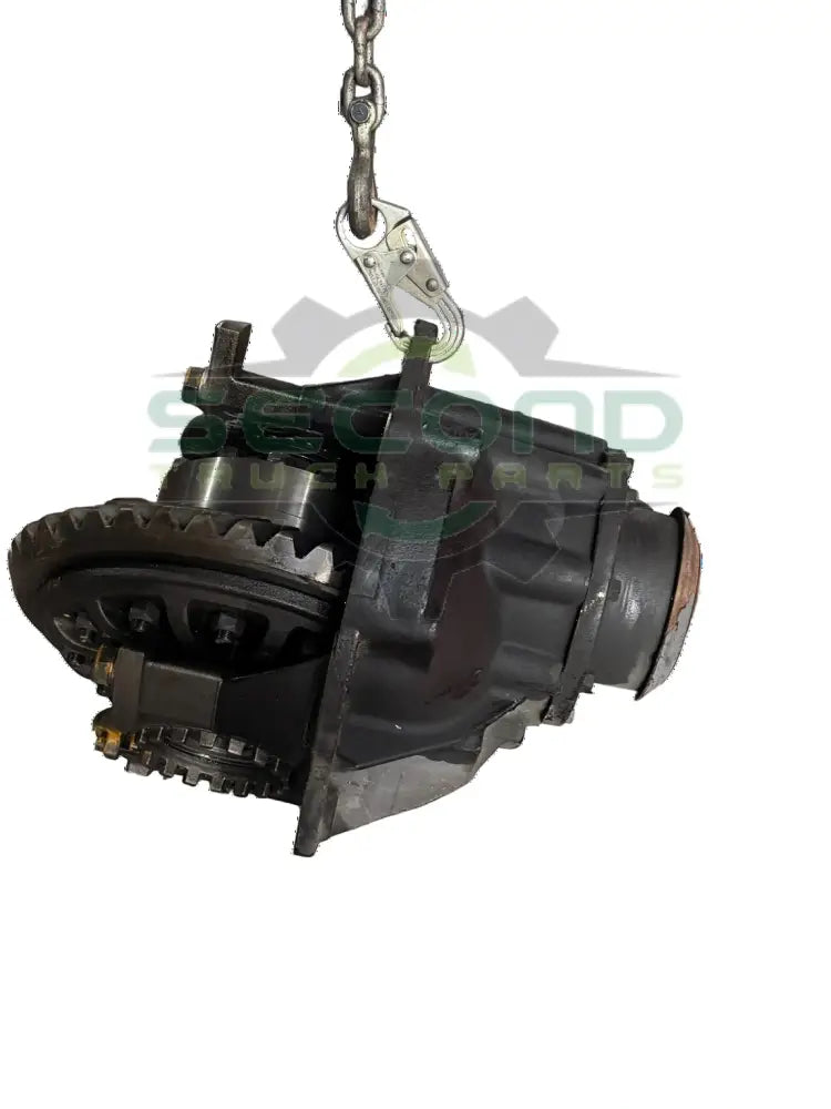 Genuine Meritor Rear Differential 2.8 - Differentials