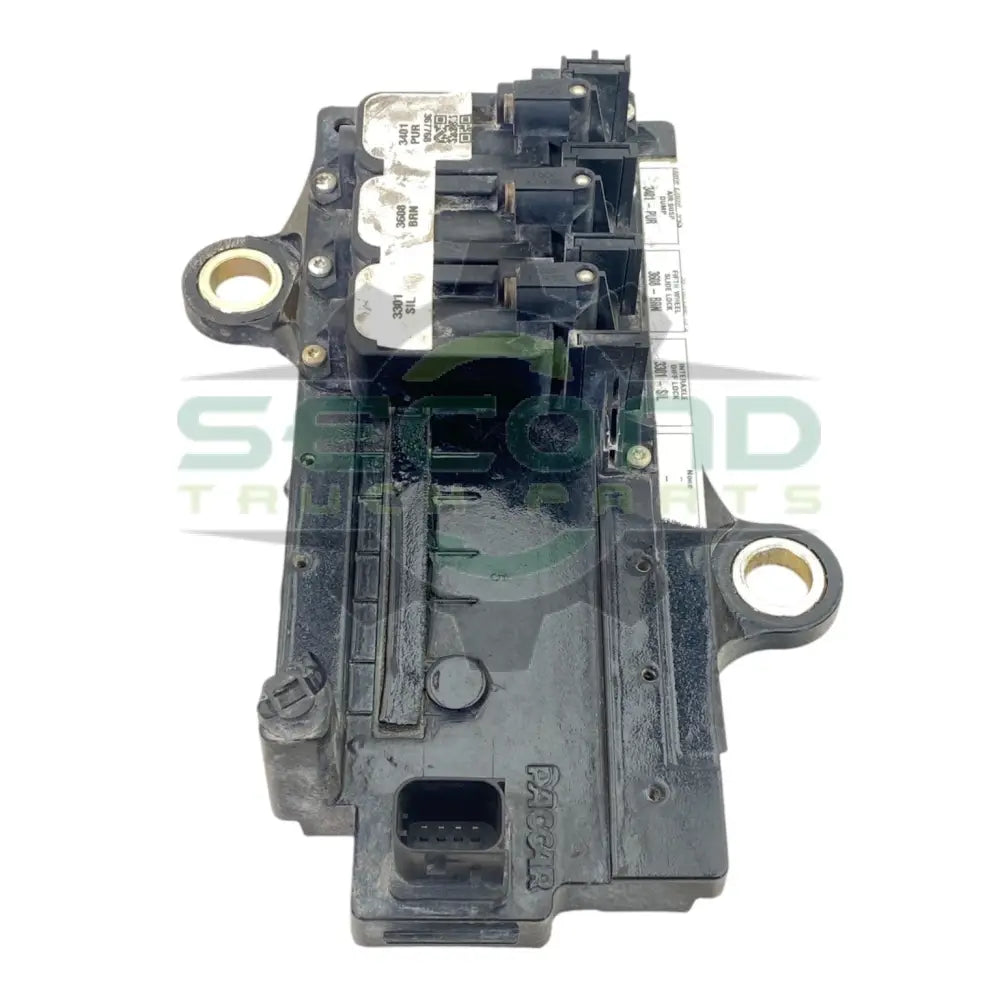 G90-1266-131-A Genuine Paccar Air Valve - Second Truck Parts