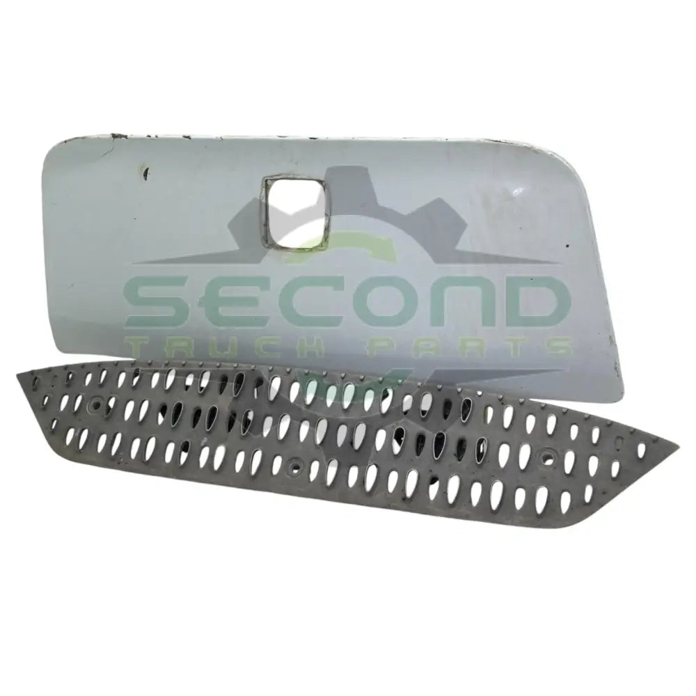 A82-6000 Genuine Paccar Cab Access Step - Second Truck Parts