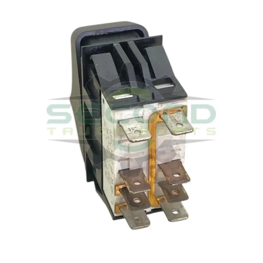 P27-1173-005 Genuine Paccar Cruise Control On/Off Switch - Second Truck Parts