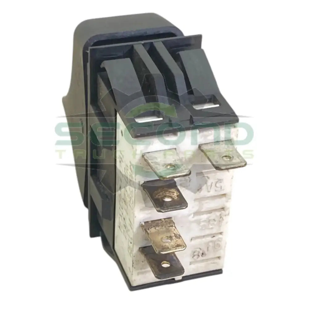 P27-1173-006 Genuine Paccar Cruise Set/Resume Switch - Second Truck Parts
