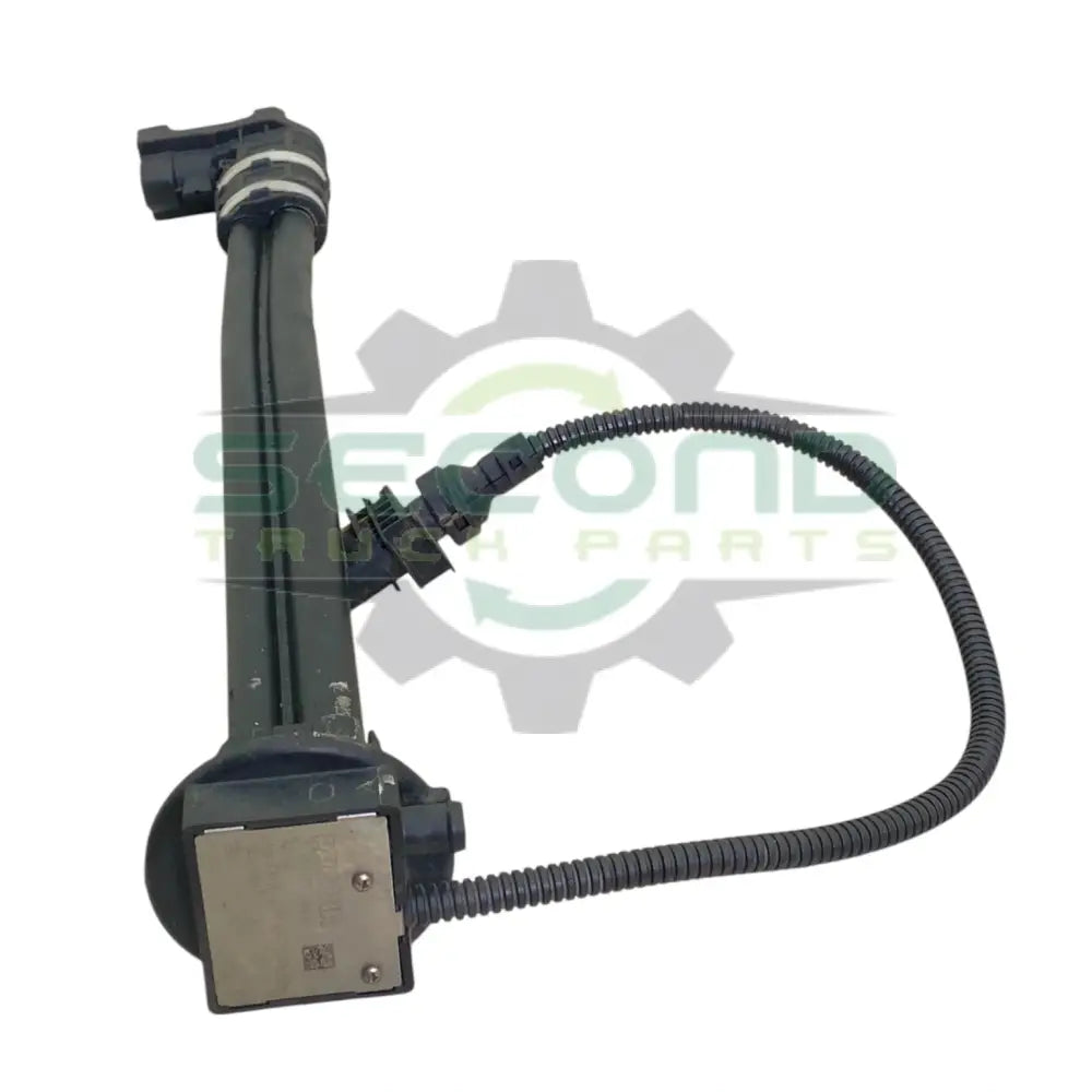 Q21-6127-001 Genuine Paccar DEF Concentration Sensor - Second Truck Parts