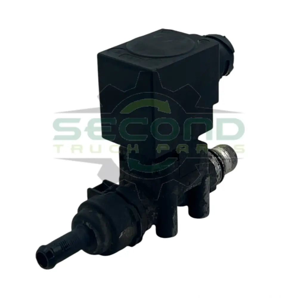 8590890 Genuine Paccar DEF Pump - Second Truck Parts