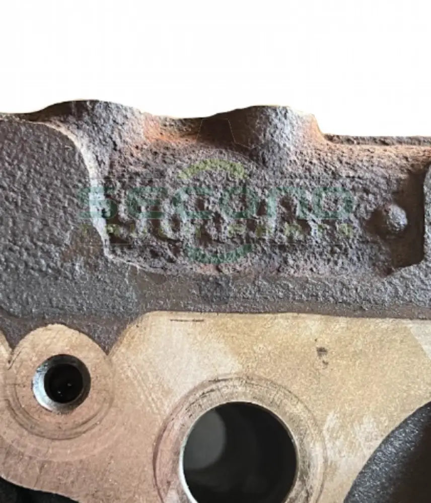 965956 Genuine Paccar Engine Cylinder Head - Second Truck Parts