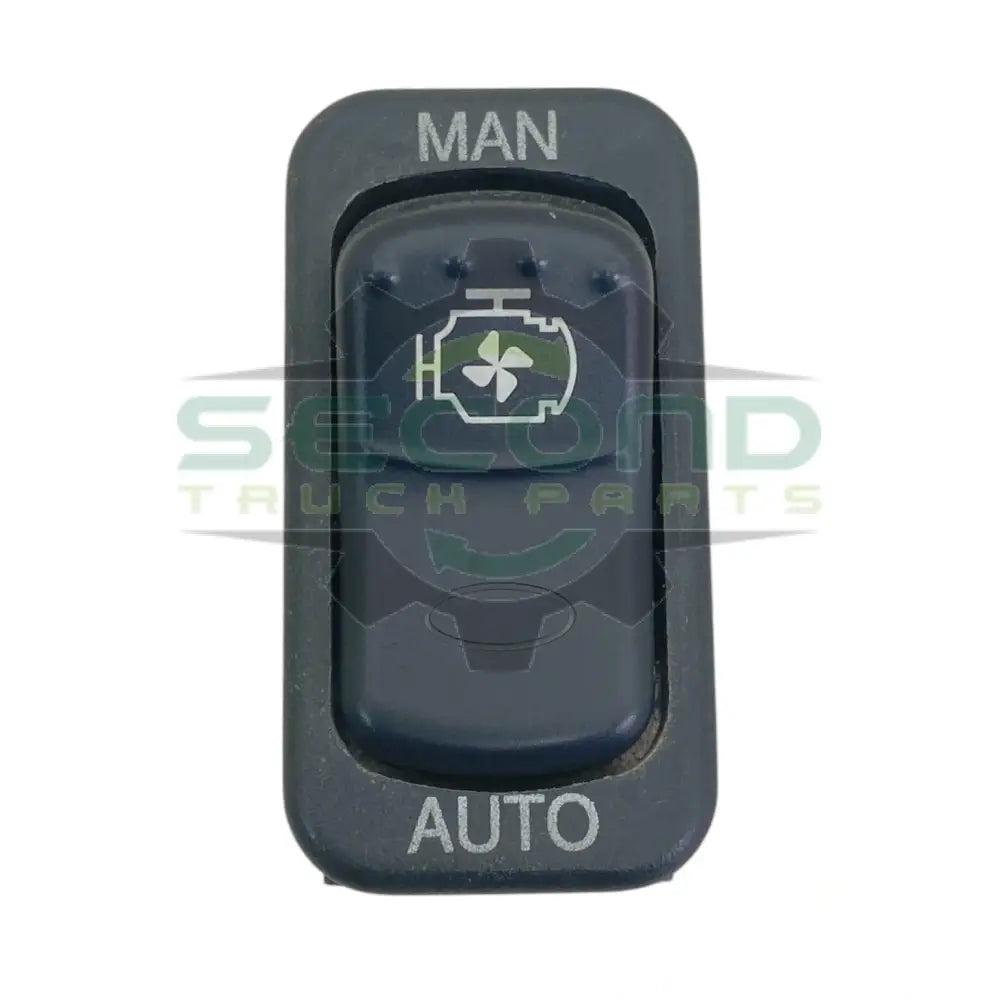 16-09121-7C8EVU2H11 Genuine Paccar Fan Override Switch - Second Truck Parts