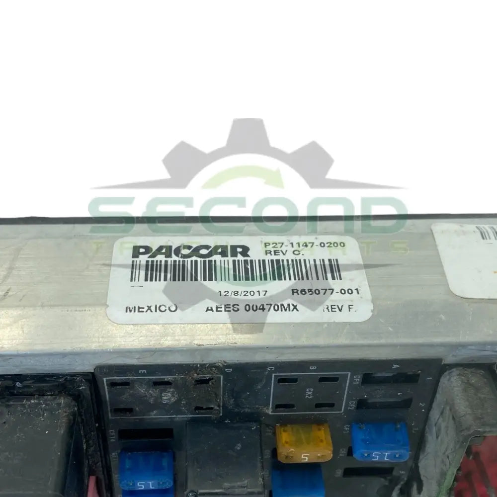P27-1147-0200 Genuine Paccar Fuse Box - Second Truck Parts