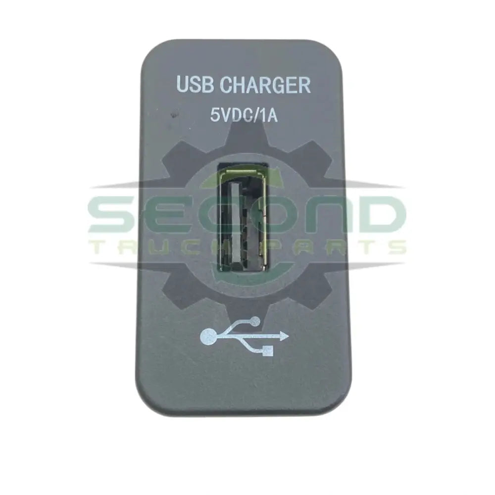 795405002 Genuine Paccar Port - USB Charger - Second Truck Parts