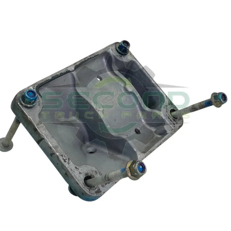 R11-6337R Genuine Paccar Right Bracket Cab Mount - Second Truck Parts
