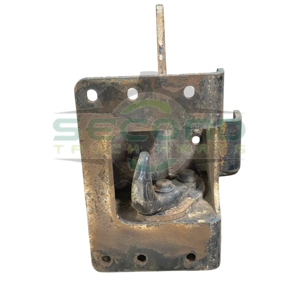 HLHXE-10050 Genuine Paccar Right Tow Hook With Bracket - Second Truck Parts
