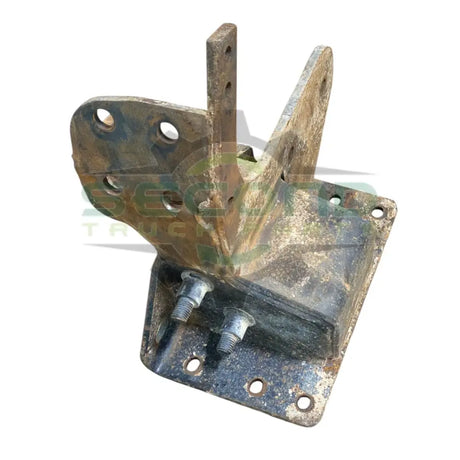 HLHXE-10050 Genuine Paccar Right Tow Hook With Bracket - Second Truck Parts