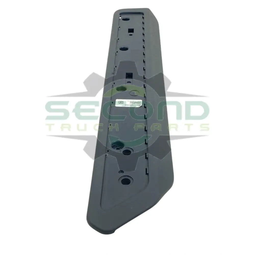 S60-1562-000 Genuine Paccar Threshold Trim - Second Truck Parts