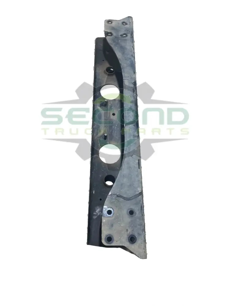 Genuine Paccar Upper Radiator Crossmember - Crossmembers