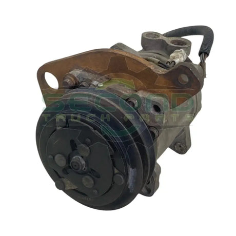 U4469 Genuine Senden Air Conditioner Compressor - Second Truck Parts