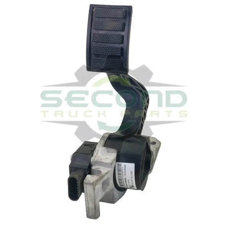 84739659 Genuine Volvo Accelerator Pedal - Second Truck Parts