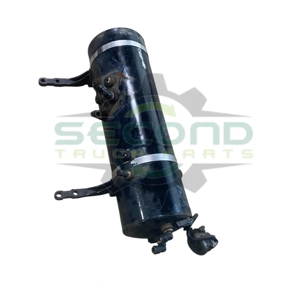 21183460 Genuine Volvo Air Tank 33" X 10" - Second Truck Parts