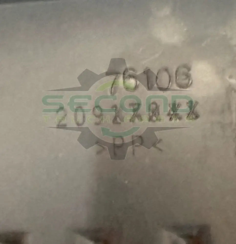 20976106 Genuine Volvo Battery Box Lid - Second Truck Parts