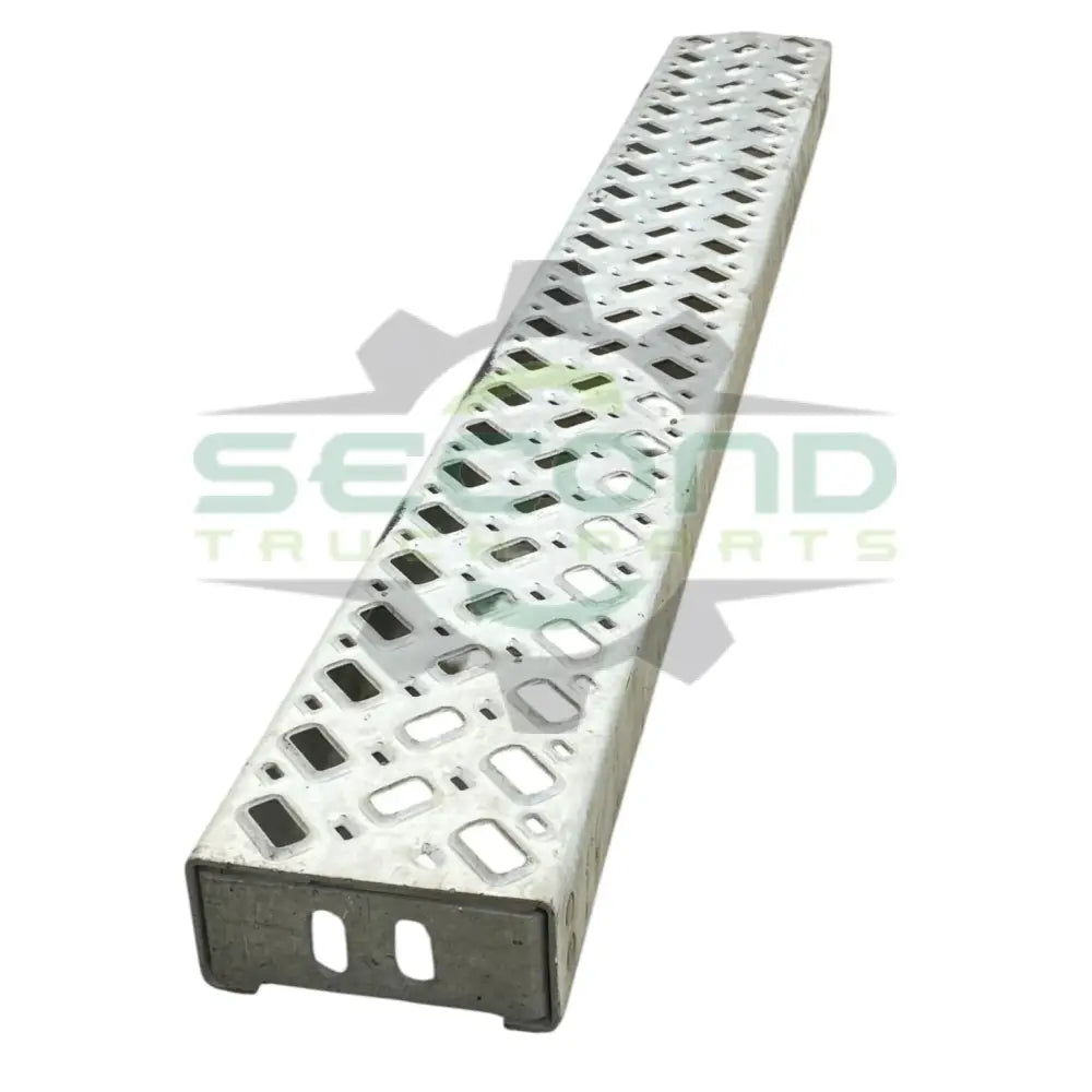 20831346 Genuine Volvo Bumper Step - Second Truck Parts