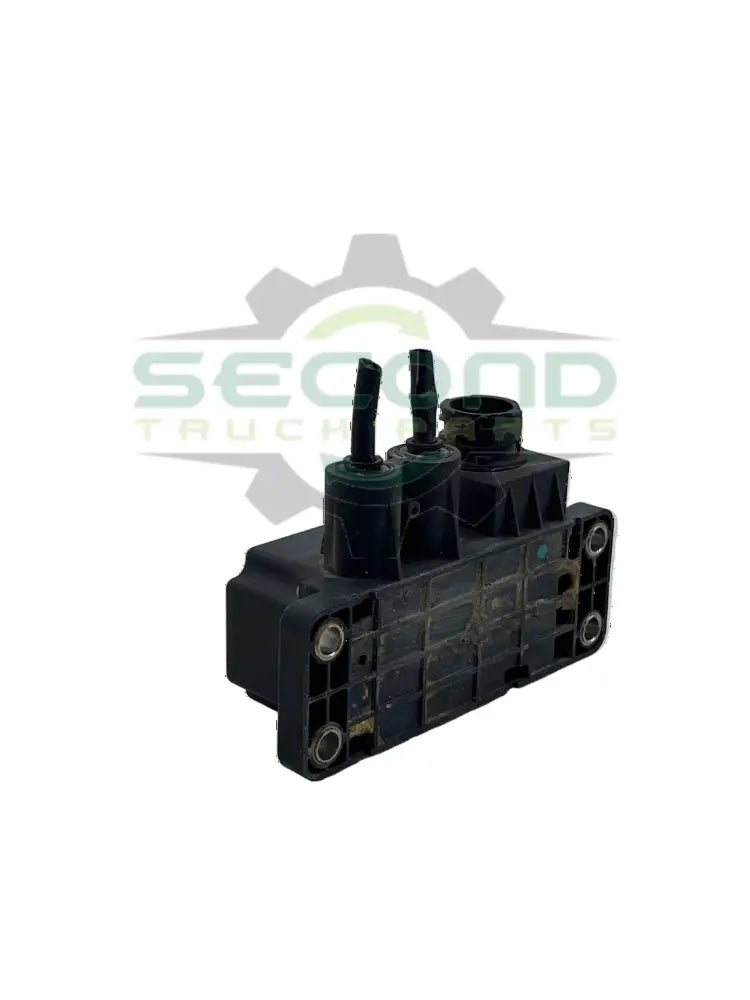 Genuine Volvo DEF Sensor - Second Truck Parts