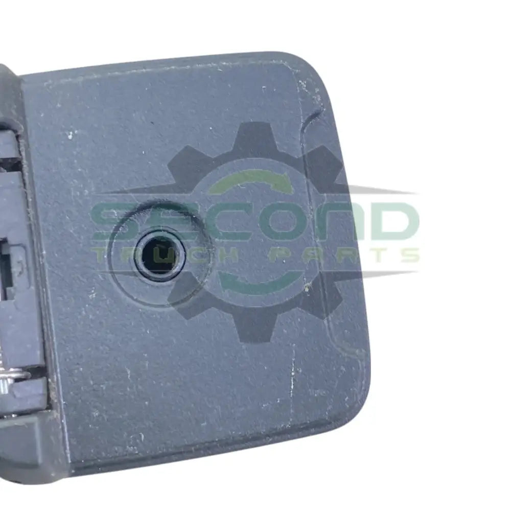 22529879 Genuine Volvo Socket - Second Truck Parts