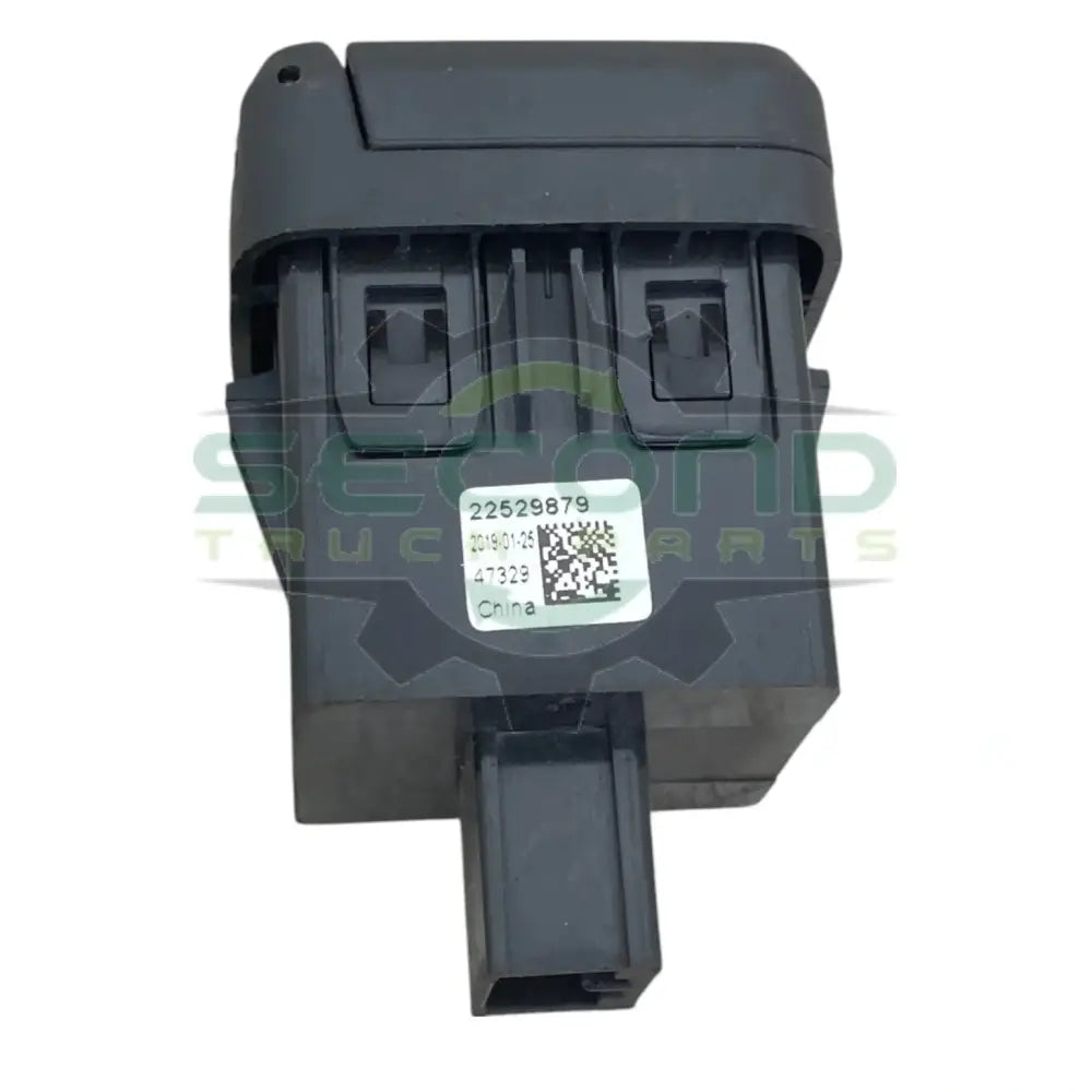 22529879 Genuine Volvo Socket - Second Truck Parts
