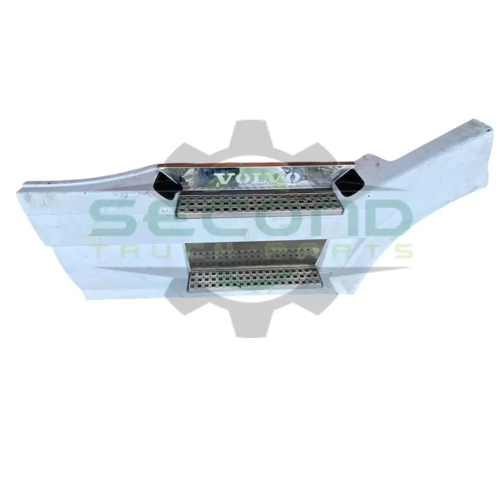 82488537 Genuine Volvo White Front Right Chassis Fairing - Second Truck Parts