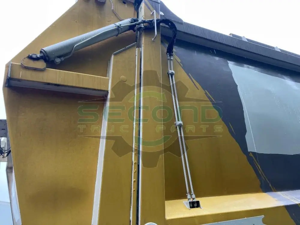 Heil Front load refuse body with controls OEM - Second Truck Parts