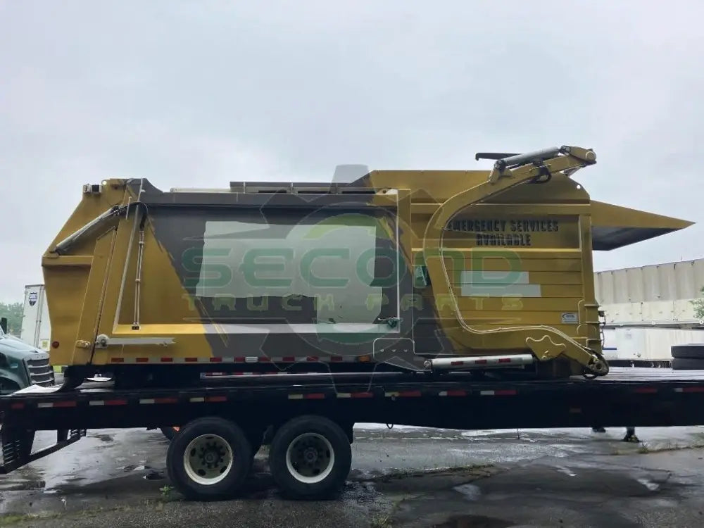 Heil Front load refuse body with controls OEM - Second Truck Parts