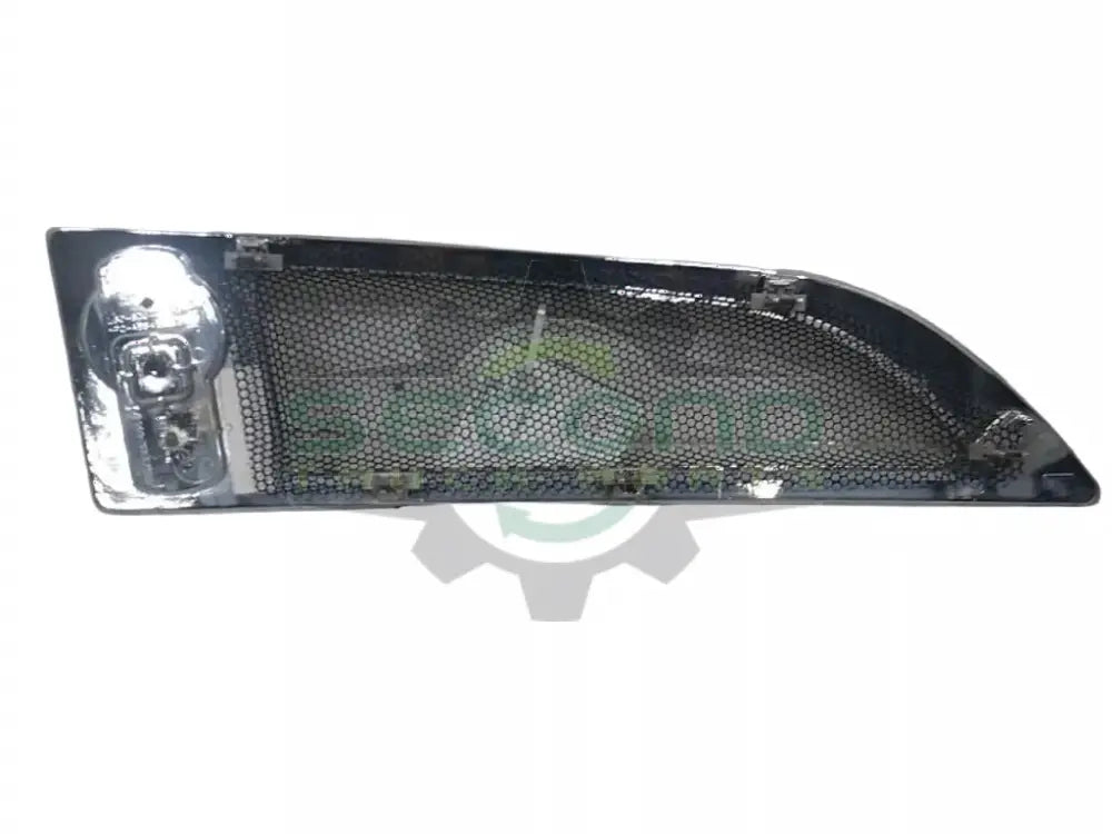 Hood KW T680 LH vent OEM - Second Truck Parts