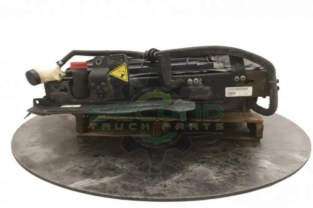 International Complete Cool Pack out of 12' 7400 OEM - Second Truck Parts