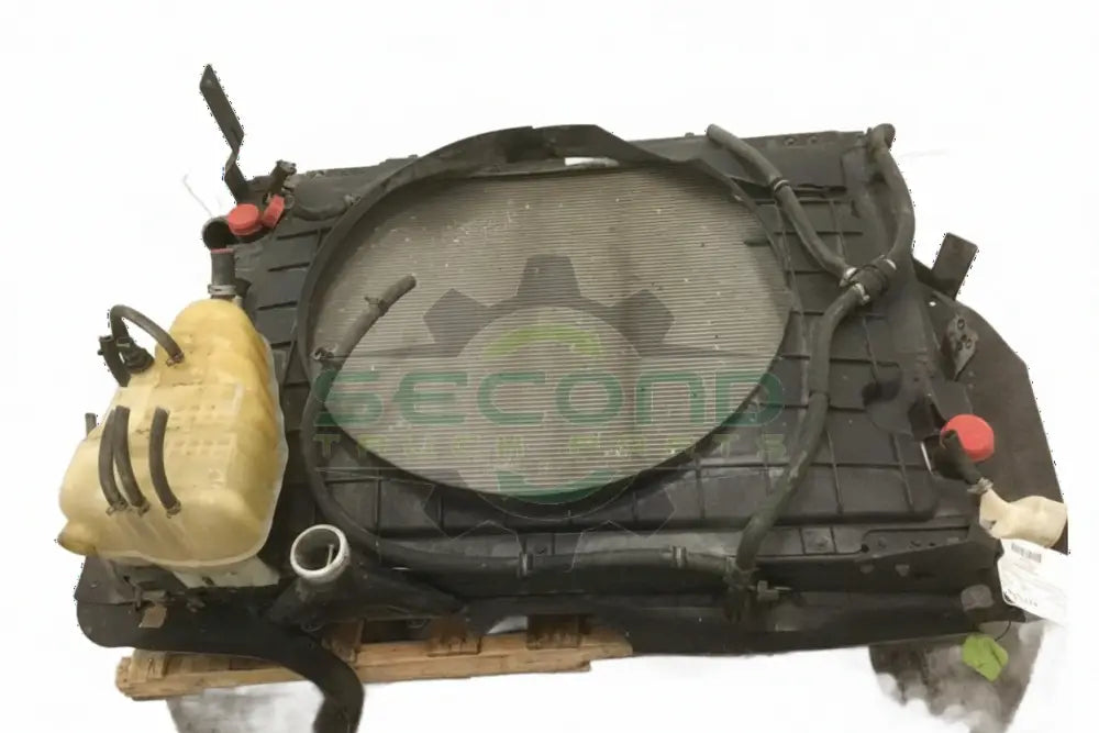 International Complete Cool Pack out of 12' 7400 OEM - Second Truck Parts