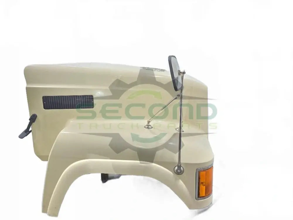 Mack 15' CHU groomed hood with headlights OEM 82053610 - Second Truck Parts