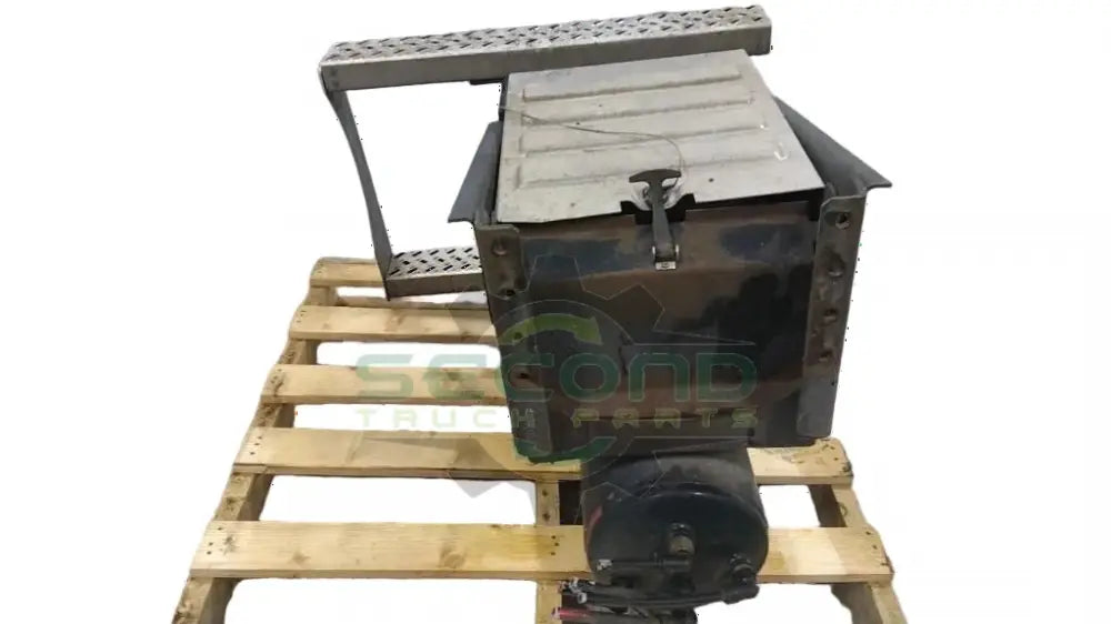 Mack Frame mounted tool / chain / battery box OEM 21942705 - Second Truck Parts