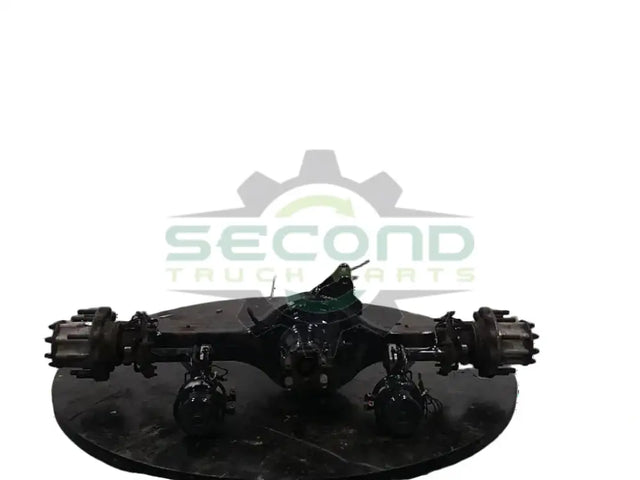 Meritor MT40-14X rear axle assembly OEM 8235-MR2014X4MFRNN2247 - Second Truck Parts