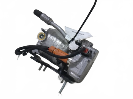 Chassis 24V mounted a/c compressor OEM 84192003D12 - Second Truck Parts
