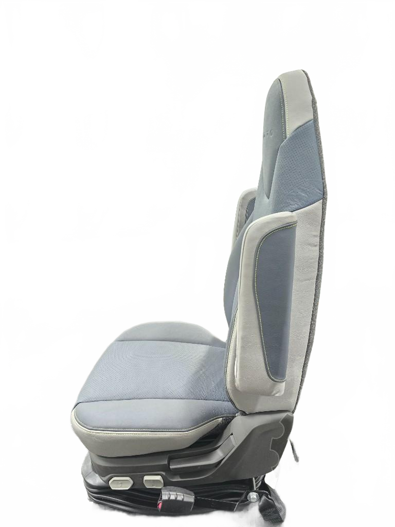 Volvo Premium seat OEM 26023855D2 - Second Truck Parts