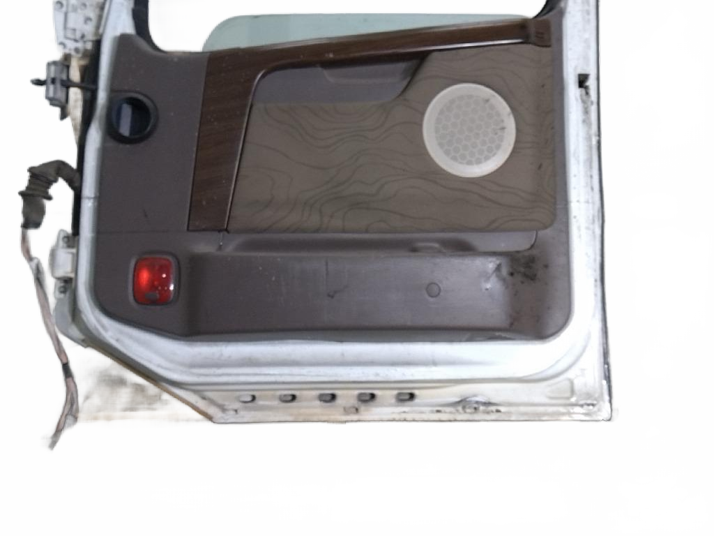 Volvo RH side door OEM 22674777 - Second Truck Parts