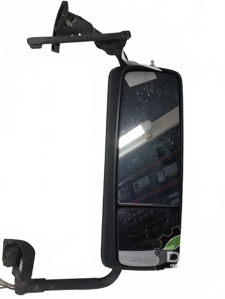 Volvo RH side door OEM - Second Truck Parts