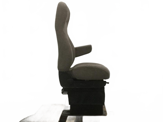 Volvo Complete RH seat assembly out of 14' VNL OEM 21619669 - Second Truck Parts