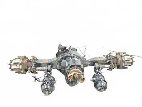 Complete Meritor MT-40 front rear axle assembly with power divider - Second Truck Parts