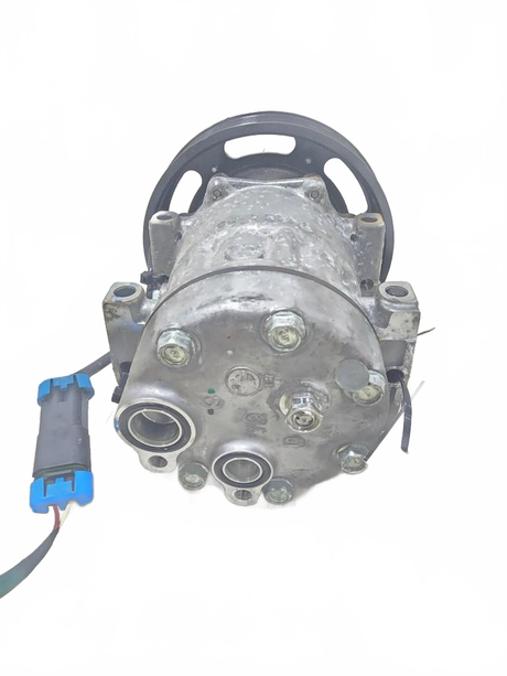 Volvo D13 US24 A/C compressor OEM 78498406D14 - Second Truck Parts